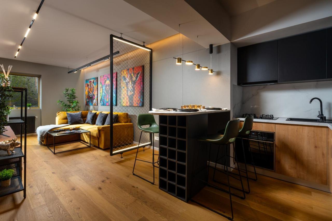 Brooklyn Studio - Aviatiei Park - Netflix - Parking Bucharest Luaran gambar