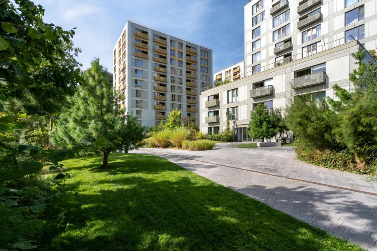 Brooklyn Studio - Aviatiei Park - Netflix - Parking Bucharest Luaran gambar